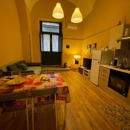 Verdi 49 Holiday Home Катанія Екстер'єр фото